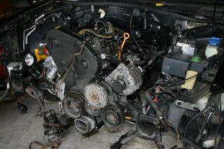 Audi A4 1.9 TDİ ahu kodlu çıkma orijinal motor ve motor parçaları