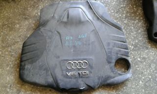 orjinal çıkma Audi A7  motor üst plastiği