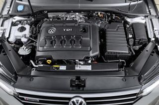 passat 2.0 tdı CLLA kodlu çıkma motor ve motor parçaları