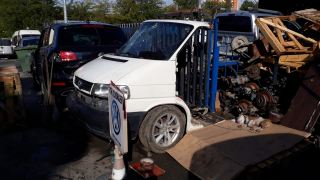 Volkswagen caravelle çıkma kaput, caravelle çamurluk, caravelle çıkma tampon demiri panel, caravelle çıkma radyatör, caravelle çıkma fan, caravelle çıkma şase, caravelle çıkma yedek parça