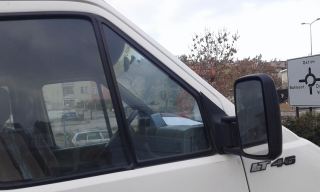 volkswagen volt lt 46 2006 model araçtan sökme çıkma orjinal sağ ön kelebek camı